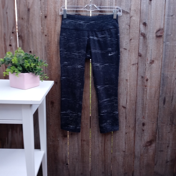 Nike Power Sprinter Running Capri Crop leggings XS - Picture 2 of 10